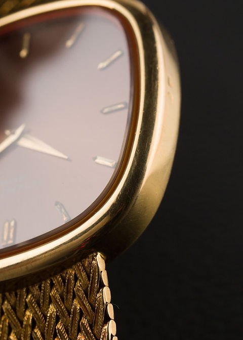 1979 Patek Philippe Ellipse Ref. 3604/2J 'Golden Circle' with Burgundy dial