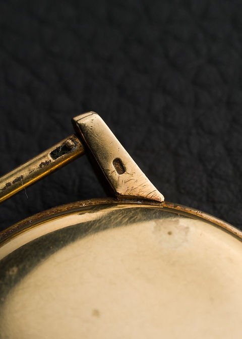 WhatsApp Image 2026-09-29 at 08.12.19 1940s Patek Philippe Calatrava Ref. 2420 'Claw Lugs' in 18K Yellow Gold