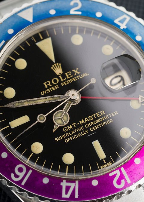 WhatsApp Image 2026-09-29 at 23.58.35 (1) 1963 Rolex GMT-Master Ref. 1675 'PCG' with Gilt 'Underline' dial Fuchsia insert