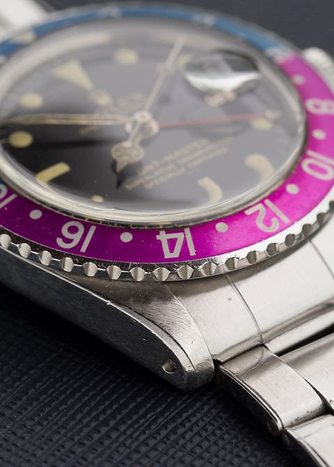 WhatsApp Image 2026-09-29 at 23.58.37 (1) 1963 Rolex GMT-Master Ref. 1675 'PCG' with Gilt 'Underline' dial Fuchsia insert