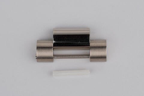 President' bracelet link