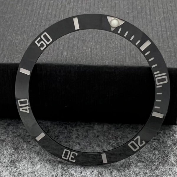 BLACK CERAMIC INSERT with BLUE LUME PEARL for SUBMARINER