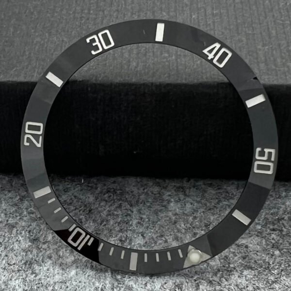 BLACK CERAMIC INSERT with BLUE LUME PEARL for SUBMARINER