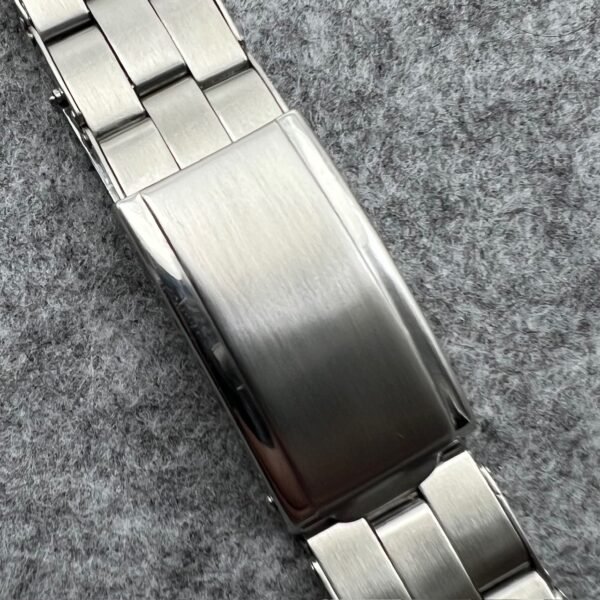 YEAR 1966 MINT GAY FRERES ELASTIC RIVIT BAND FOR ROLEX, PATEK PHILIPPE, 12 LINKS 18MM STRAIGHT END