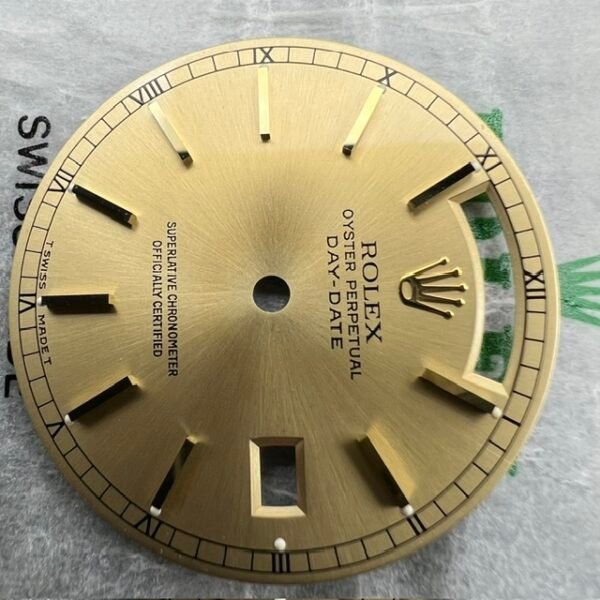 MINT LIGHT CREAM TRITIUM  18038 18238 DAY DATE CHAMPAGNE DIAL